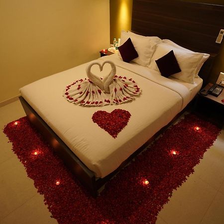 Hotel Metropolis Hubli Kültér fotó