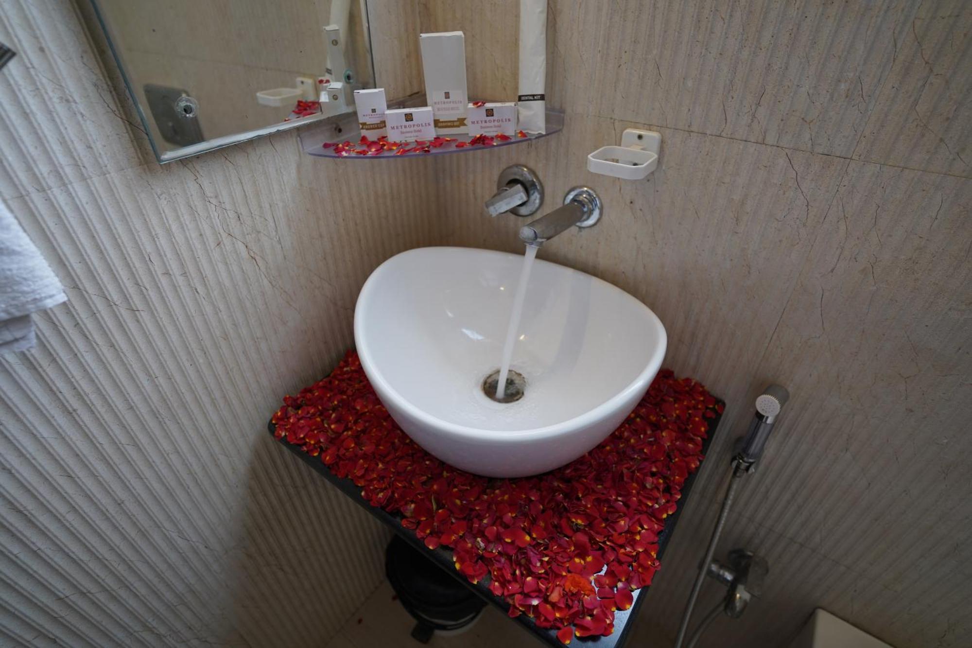 Hotel Metropolis Hubli Kültér fotó
